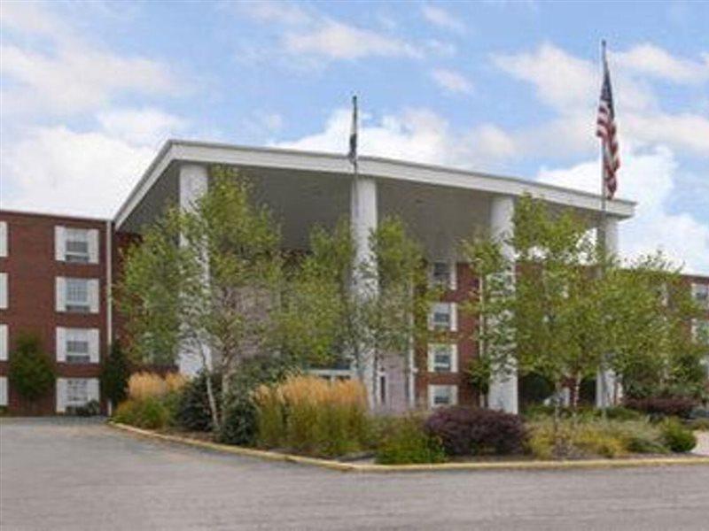 Ramada Conference Center Hotel Morgantown Ngoại thất bức ảnh