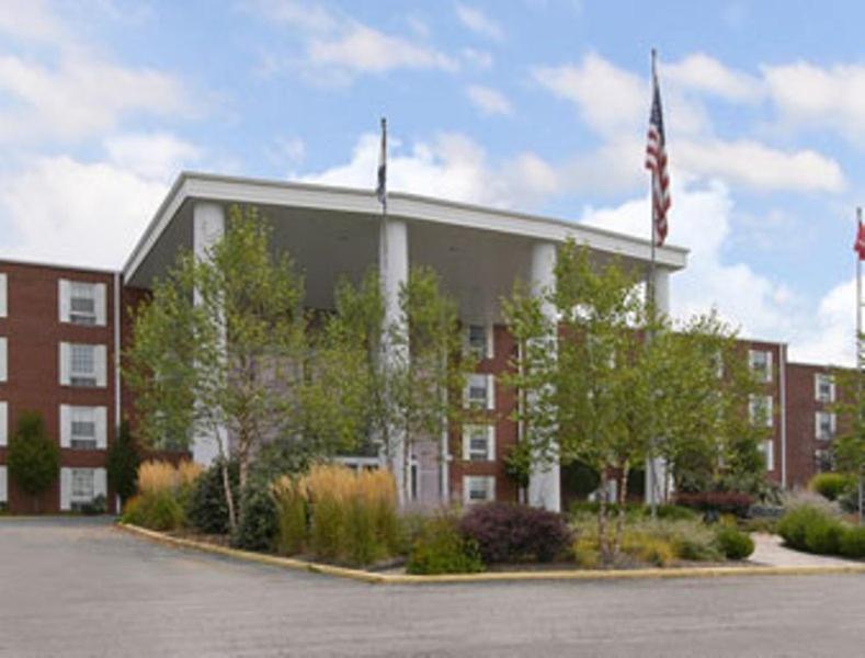 Ramada Conference Center Hotel Morgantown Ngoại thất bức ảnh