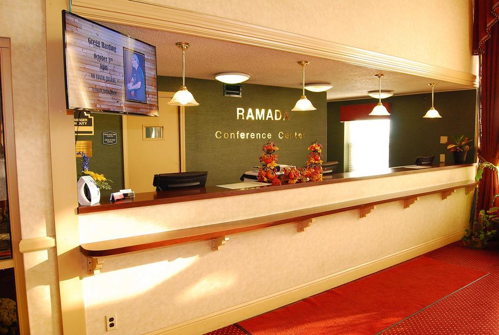Ramada Conference Center Hotel Morgantown Ngoại thất bức ảnh